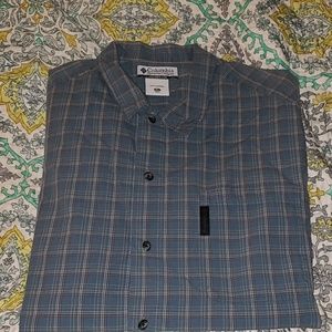Columbia Short Sleeve Button Down